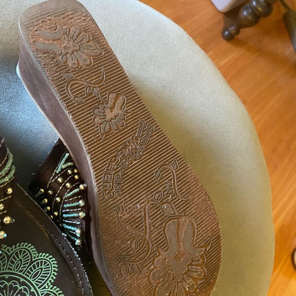 Sketchers wedge sandals - Picture 3 of 4